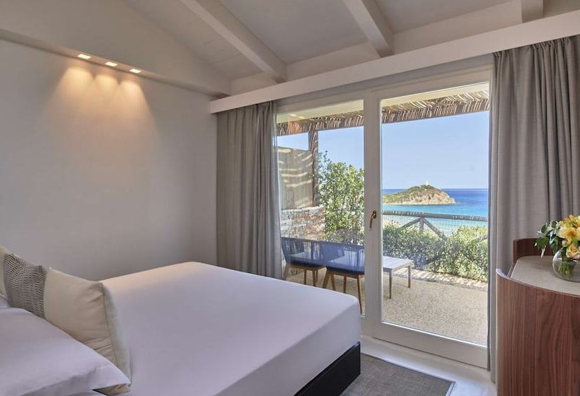 Отель Baia Di Chia Resort Sardinia, Curio Collection By Hilton