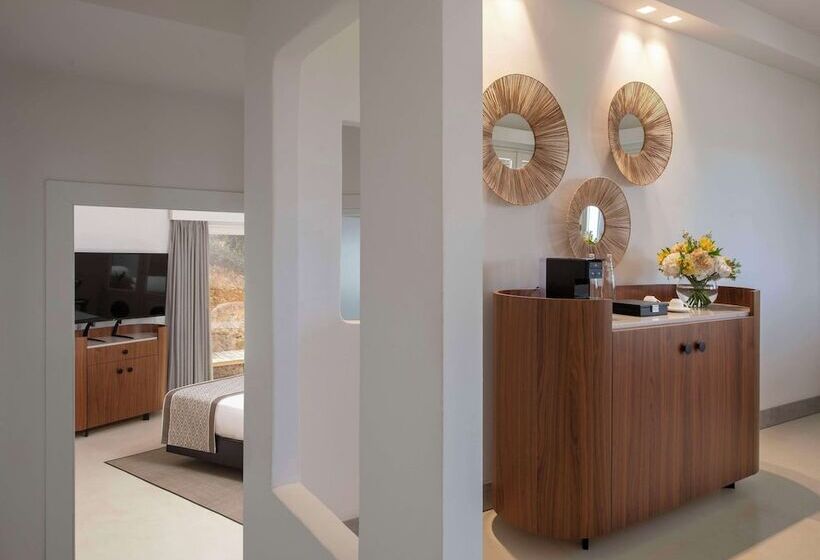 Отель Baia Di Chia Resort Sardinia, Curio Collection By Hilton