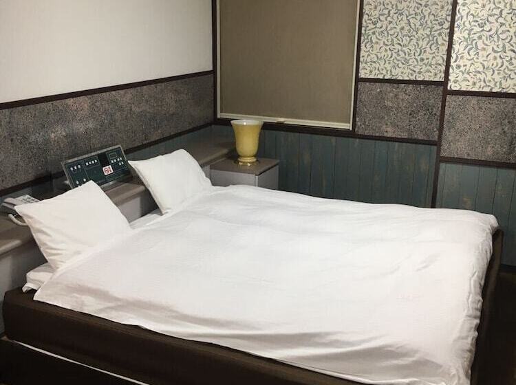 فندق Business Inn Nagashima