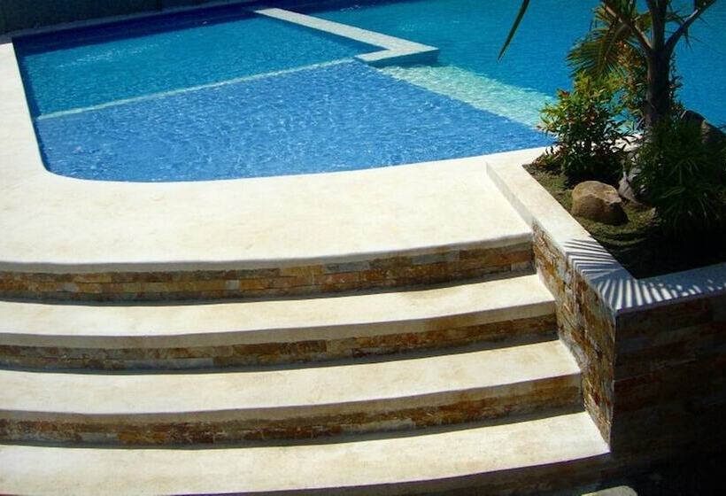 فندق Caeli Sea Resort