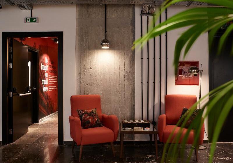 Dave Red Athens, A Member Of Brown Hotels