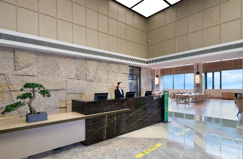 Отель Holiday Inn Resort Mengding Mountain By Ihg