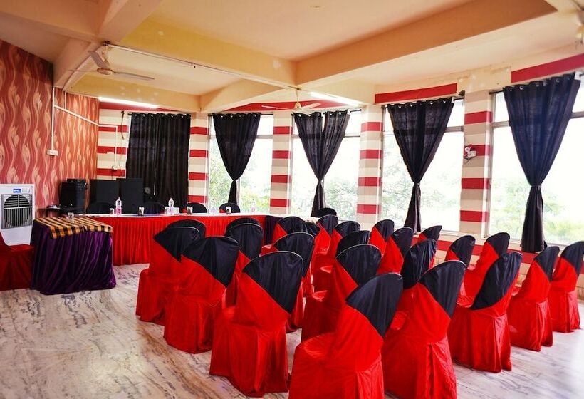 فندق The Greenland Resort