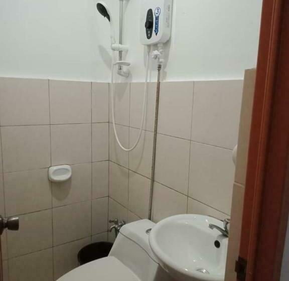 פנסיון Lei Kendee