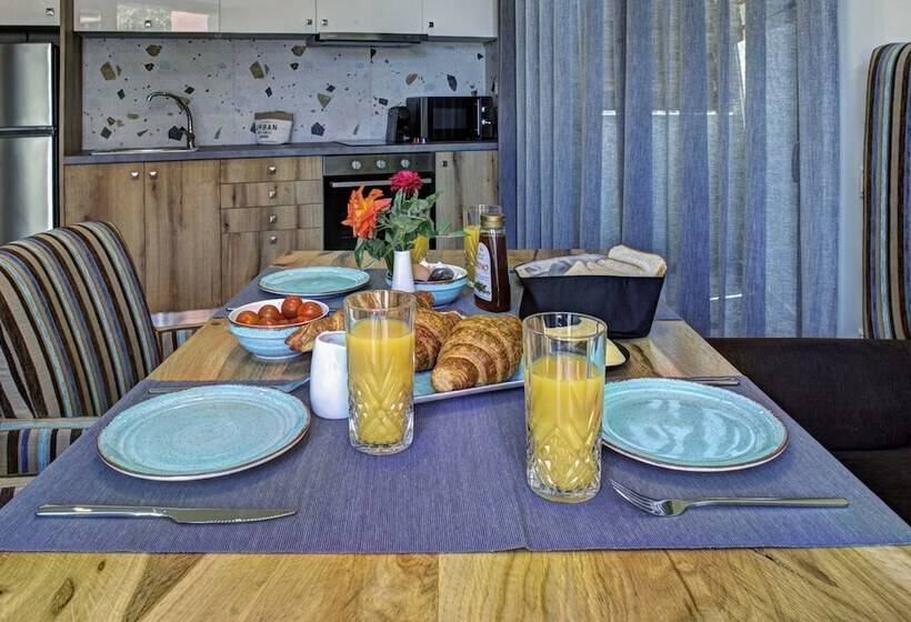 استراحتگاه Tessera Villas Collection