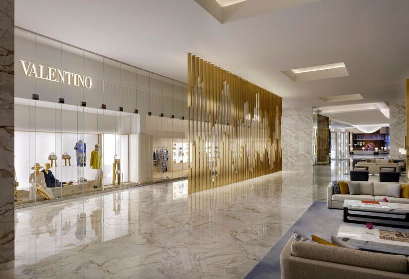 هتل Atlantis The Royal