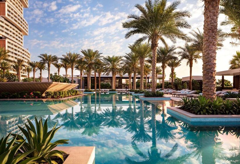 هتل Atlantis The Royal