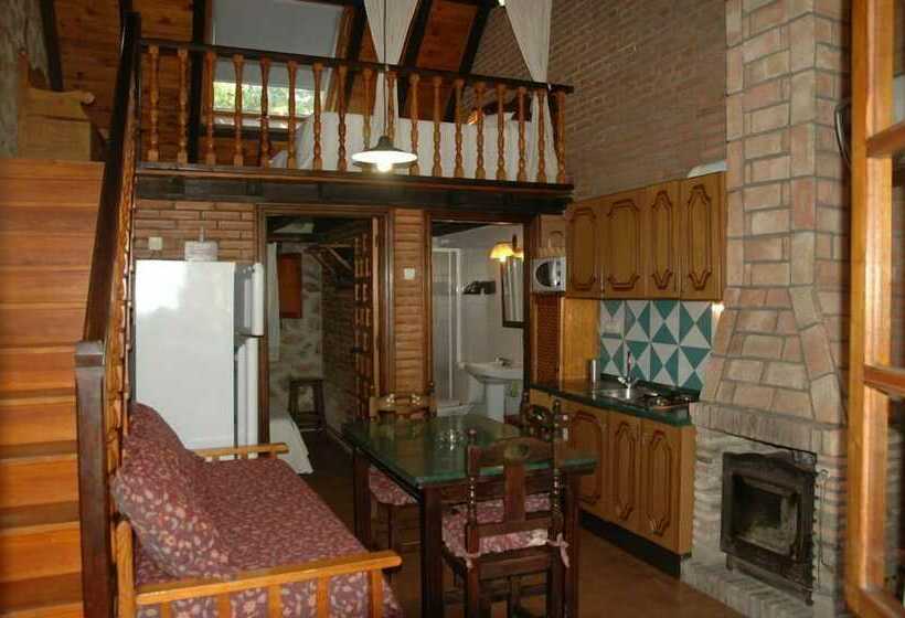 호텔 Camping Bungalows Rio Jerte