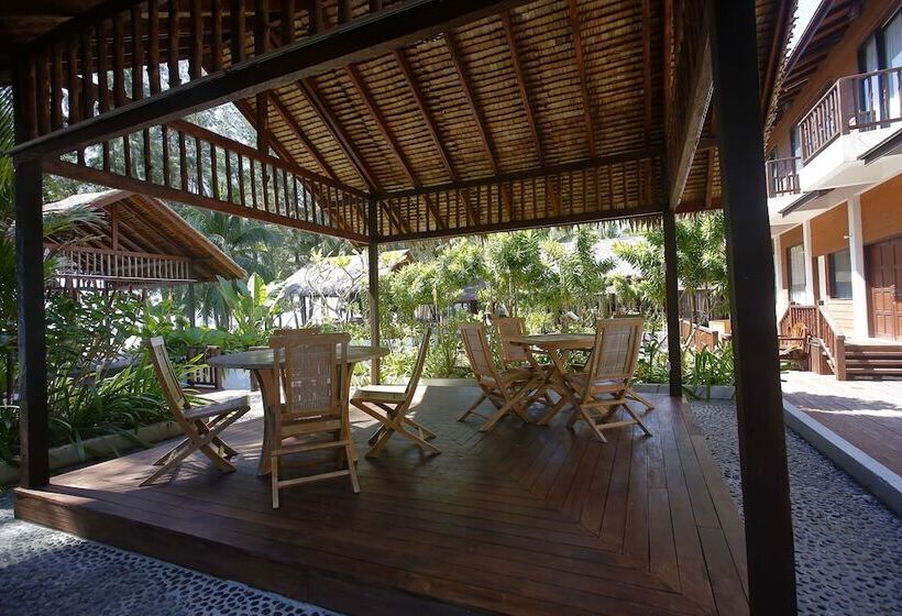 酒店 Sutera @ Mantanani Island Resort & Spa