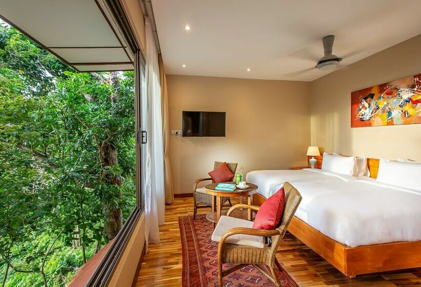 Szálloda Ambong Pool Villas