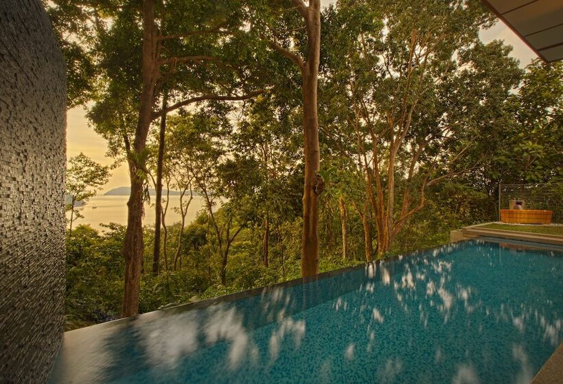 Szálloda Ambong Pool Villas