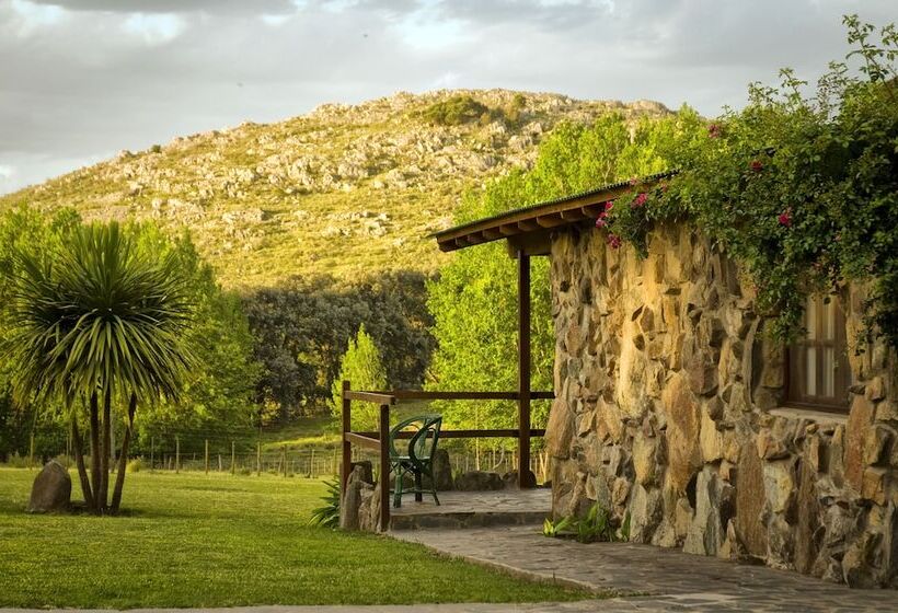 هتل Hosteria & Spa De La Cascada