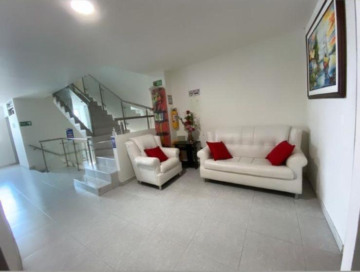 هتل Manhattan Barbosa