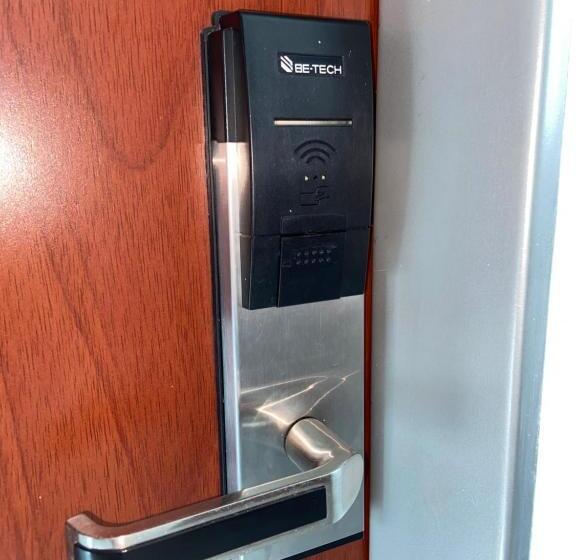 هتل Manhattan Barbosa