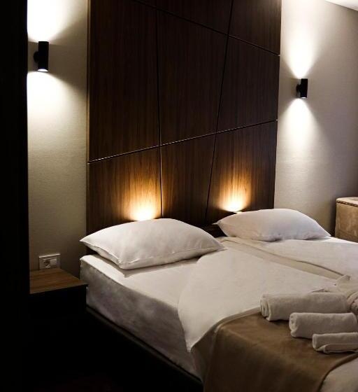 استراحتگاه Mk Premier