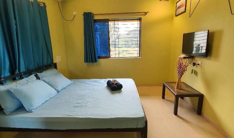 אתר נופש Swarg 5bhk Villa Alibaug