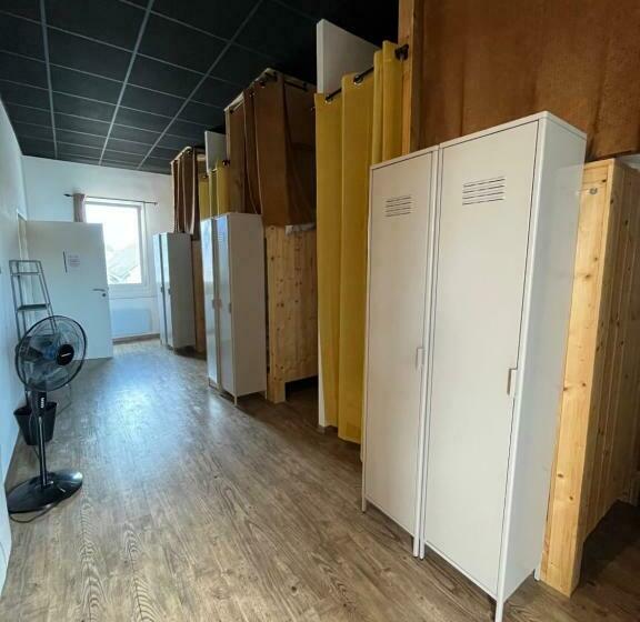 هاستل Le Pavillon