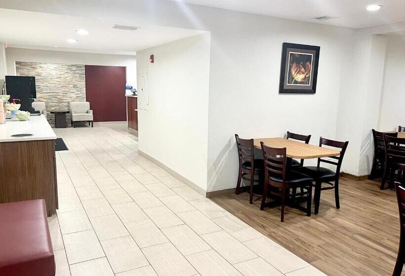 Общежитие Quality Suites Wildwood   The Villages