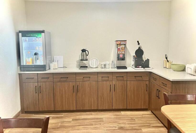 Общежитие Quality Suites Wildwood   The Villages