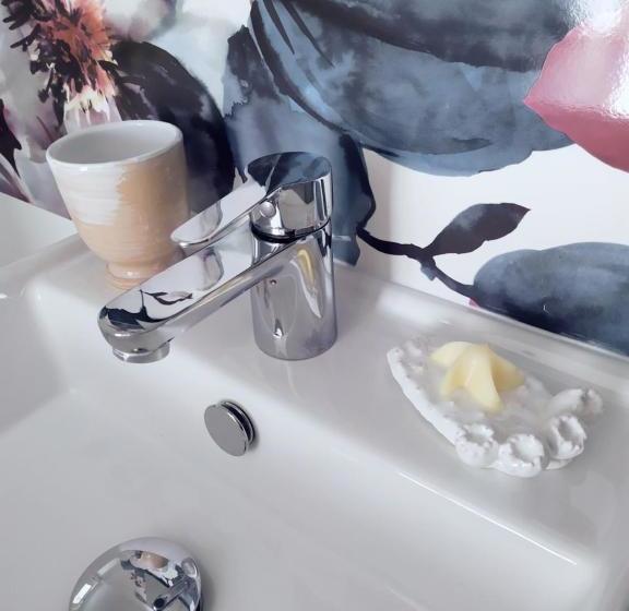 مبيت وإفطار Peonia