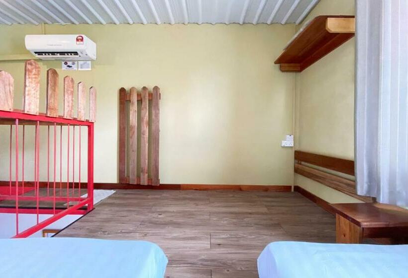 酒店 Oyo 90312 Rainbow Guesthouse