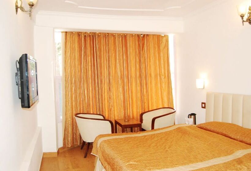 호텔 Goroomgo Rahat Regency Shimla