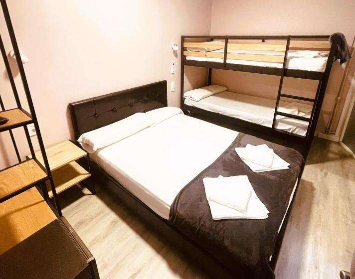 بنسيون Colibri