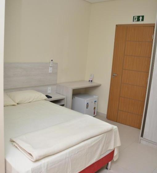 פנסיון Pousada Posto Carvalho