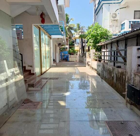 بنسيون Sai Leela Guest House