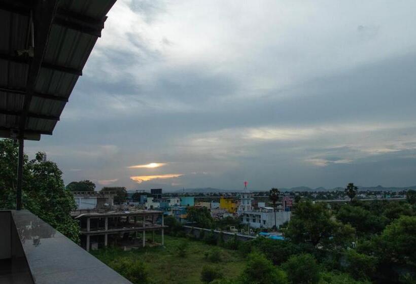 Itsy Hotels Pranav