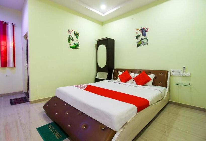호텔 Oyo 70694  Green Park Resort
