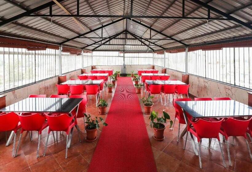 בית מלון כפרי Guru Comforts Belur