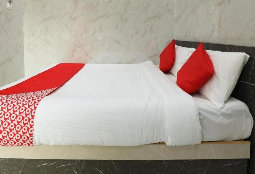 בית מלון כפרי Guru Comforts Belur