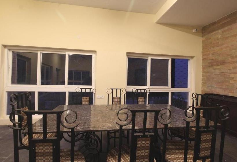 בית מלון כפרי Temple Tree Residence