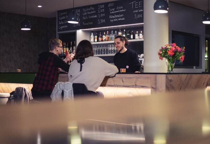 هتل Holiday Inn   The Niu, Mill Cologne Mülheim, An Ihg