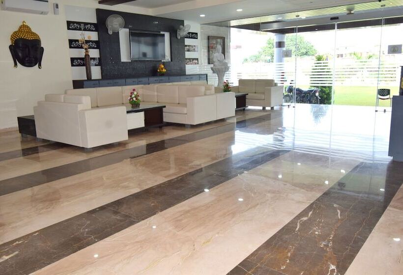 The Sky Imperial  Hotel Gopal Darshan