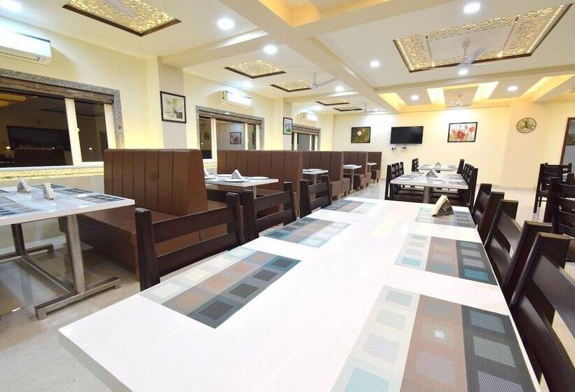 The Sky Imperial  Hotel Gopal Darshan