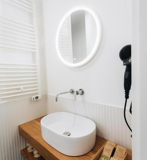 مبيت وإفطار Centoquindici Rooms & Suite