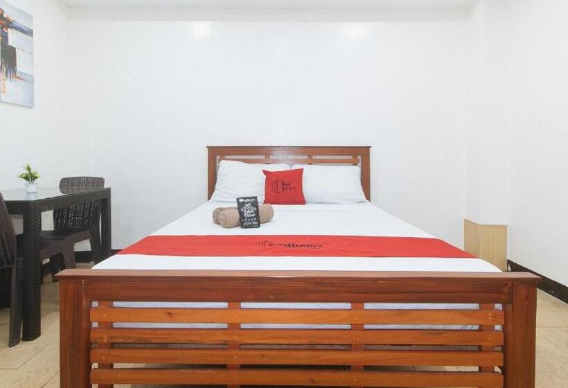 호텔 Reddoorz At Rjs Bldg Near Lyceum Gen Trias Cavite