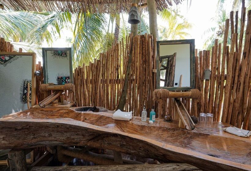 בית מלון כפרי The Nest Boutique Resort