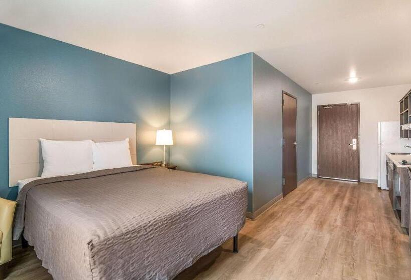 בית מלון כפרי Woodspring Suites Missoula