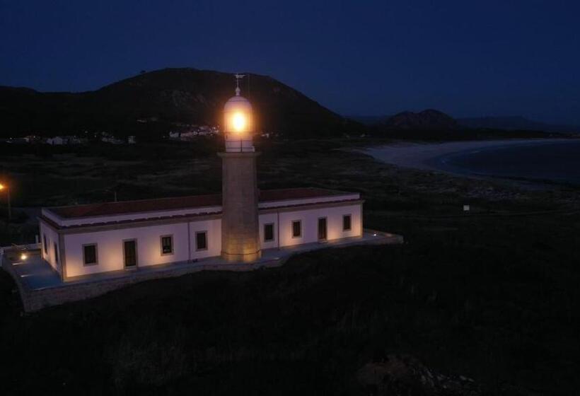 Hotel Faro Lariño