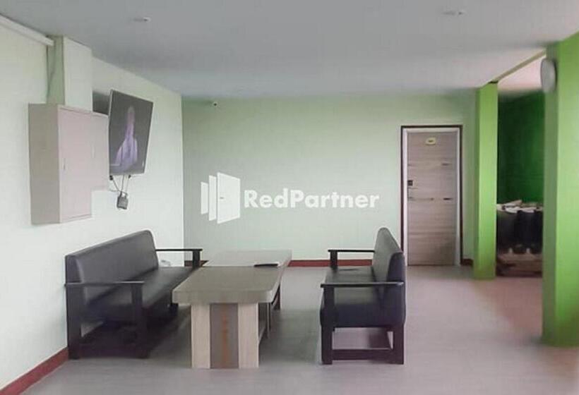 هتل Guest House Anak Raja Pangkalan Bun Syariah Mitra Reddoorz