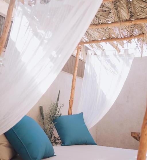 בית מלון כפרי Luna Resort   Mitzpe Ramon
