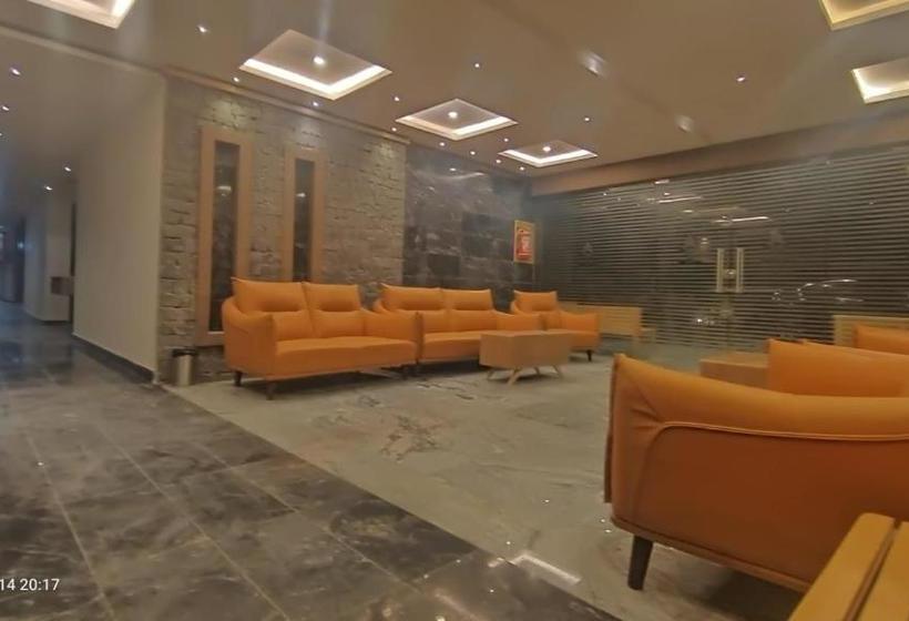 هتل Meridian Hill Top Yercaud