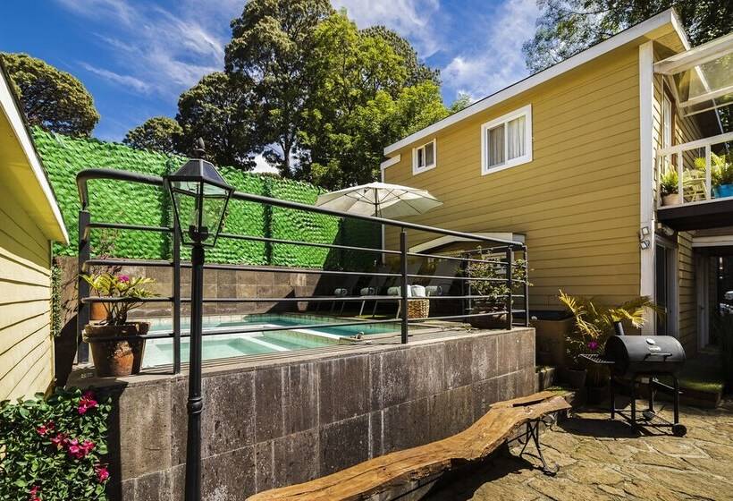 بنسيون Cabañas Salamandras Avándaro