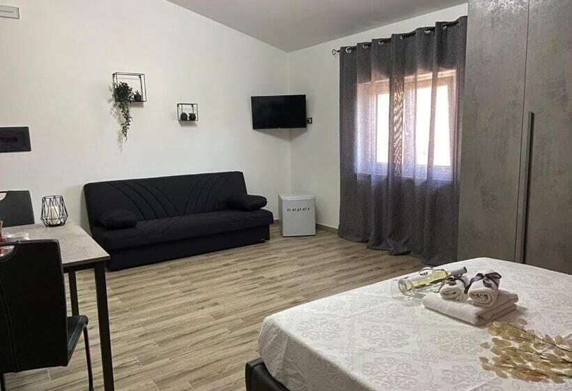 بنسيون Cadoni Guest House