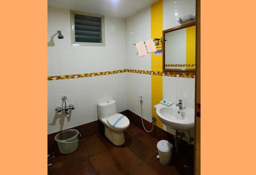 هاستل Grand Palace