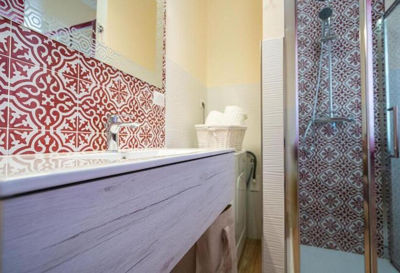 تختخواب و صبحانه Musae Apartments