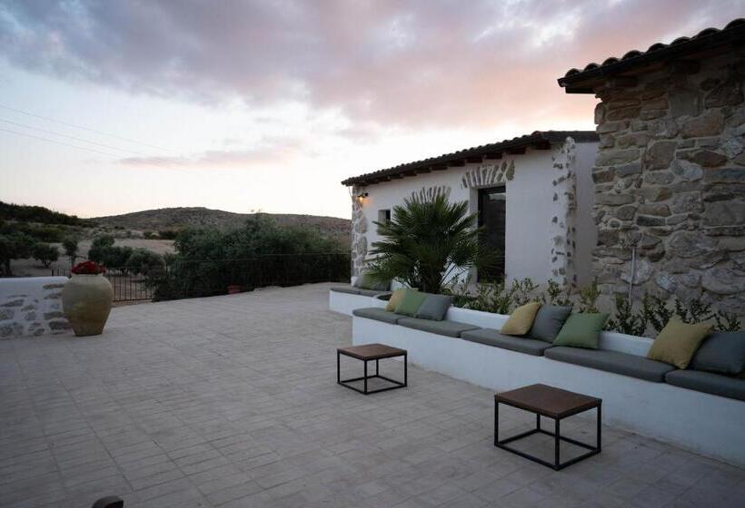 هتل Borgo Delle Pietre